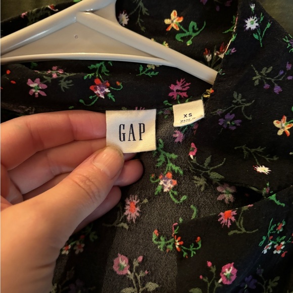 GAP Button Up Floral Dress - Picture 2 of 4